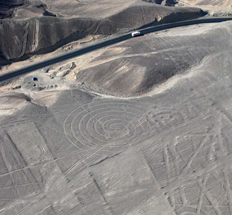 Espiral de Nazca (detalle, CC BY 3.0)