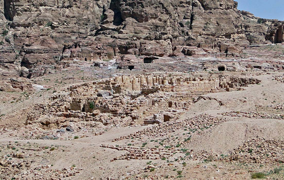 Ruinas del Templo de los Leones Alados, Petra, Jordania. (Bgag/CC BY-SA 3.0)