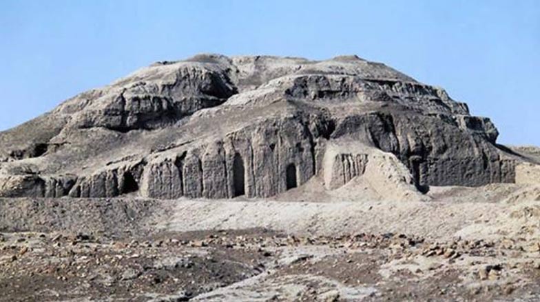 Ruinas del zigurat y el Templo Blanco de Uruk. (CC BY NC SA 2.0)