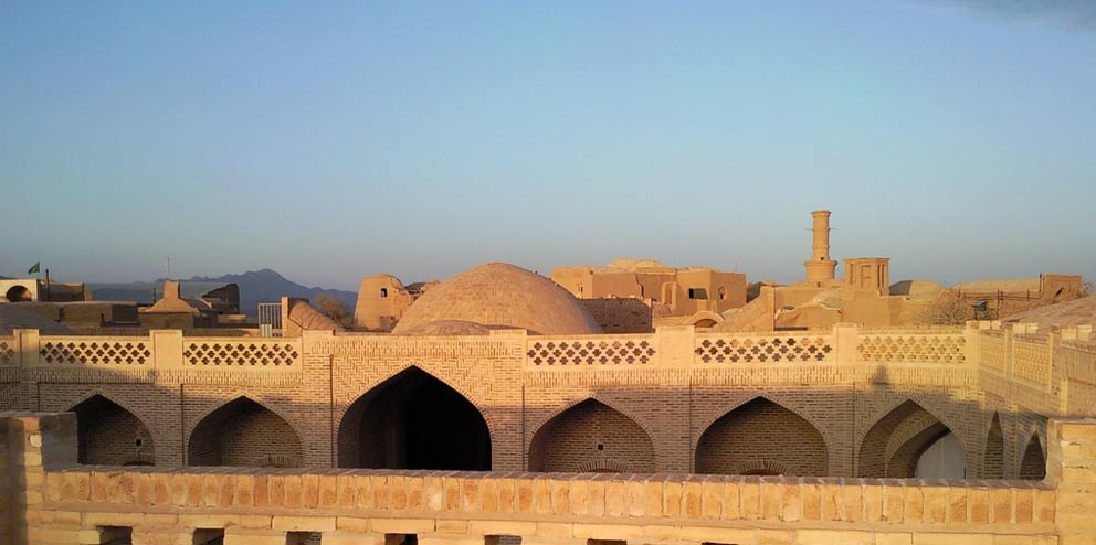 Vista general del caravanserai de Kharanaq (Ben and Asho / Flickr)