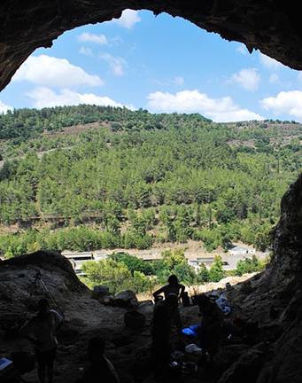 Vista desde la Cueva de Rakefet, Monte Carmelo, Israel, lugar en el que se descubrieron los morteros gigantes-Wikimedia Commons