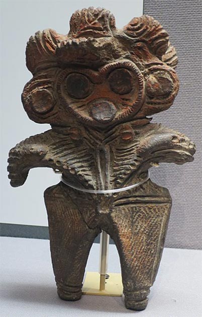 Dogū (figura de arcilla), período Jomon, 7000-400 a. C, Museo Nacional de Tokio. (CC0)