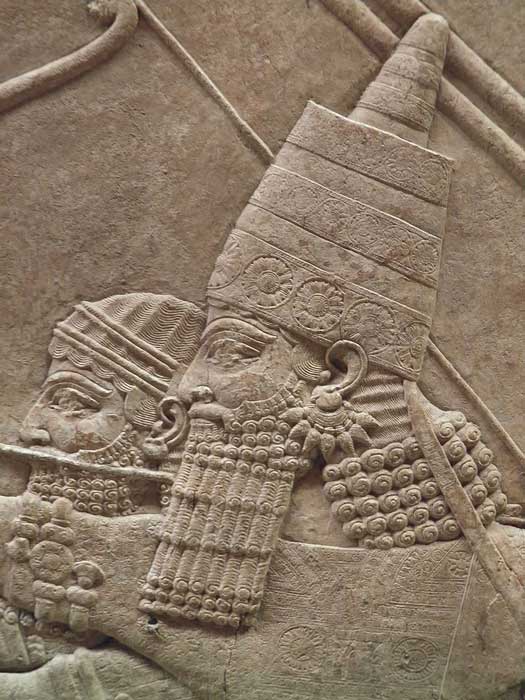 Alivio de Ashurbanipal, que gobernó como rey de Asiria 669–631 a. C. Nabonidus emuló elementos de Ashurbanipal y su dinastía, los Sargonids. Algunos historiadores creen que Nabonidus era descendiente de Ashurbanipal, o el padre de Ashurbanipal, Esarhaddon. (Carole Raddato / CC BY-SA 2.0)