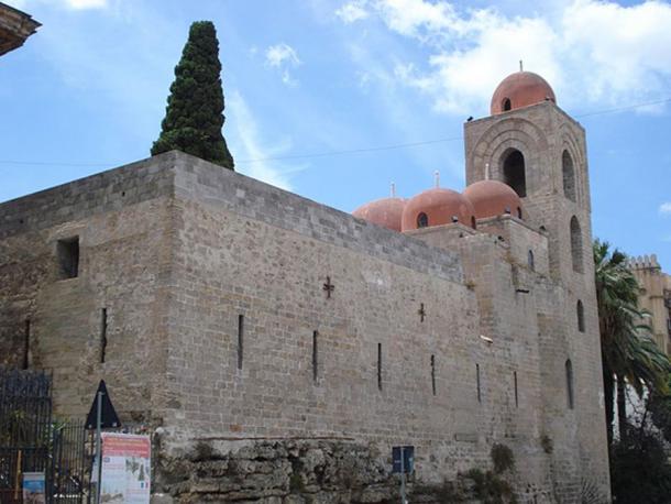 San Giovanni degli Eremiti, una iglesia siciliana que muestra elementos de la arquitectura bizantina, árabe y normanda. (Sibeaster / CC BY SA 3.0)