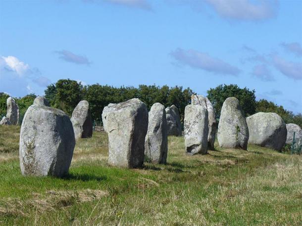 Las piedras de Carnac en Bretaña. (Steffenheilfort / CC BY-SA 3.0)