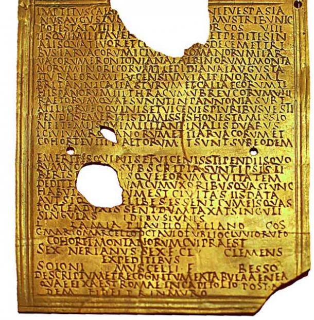 Otro ejemplo de diploma militar romano del 80 d.C., en la colección del Museo Carnuntum de Austria. (MatthiasKabel / CC BY-SA 3.0)