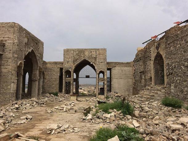 Esta imagen, tomada en abril de 2017 durante una misión de la UNESCO a Nínive, que fue fuertemente destruida y excavada por ISIS en la "segunda" caída de Nínive en 2015. (UNESCO / CC BY-SA 3.0)