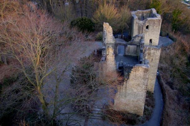 Ruina del castillo de Hohensyburg, en el sitio de Sigiburg. (Erich Ferdinand / CC BY 2.0)