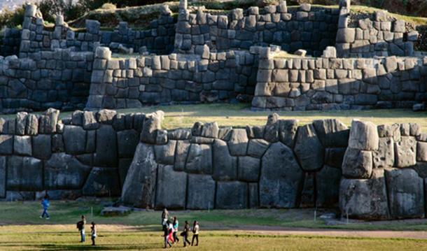 Saqsayhuaman