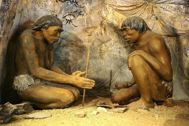 Los arqueólogos han debatido durante mucho tiempo cuándo los humanos comenzaron a hacer fuego. La evidencia para reconstruir la respuesta se encuentra en cuevas de todo el mundo. (Dominio público)