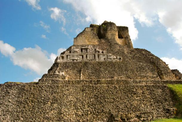 Los hermosos frisos que adornan las paredes del templo (Zhu / CC BY-NC 2.0)