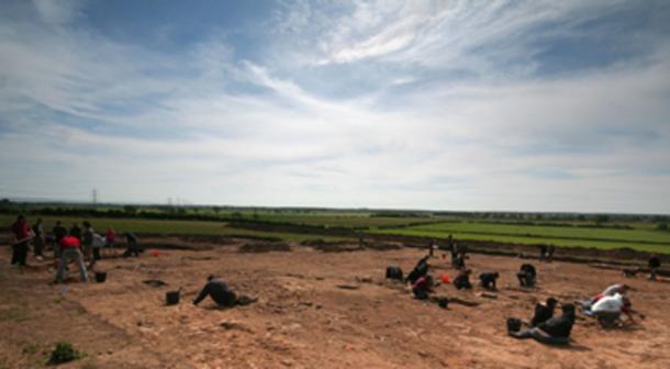 La excavación en Heslington East, mayo de 2008, donde se descubrió el cerebro de Heslington. (James Gunn / CC BY-SA 2.0)